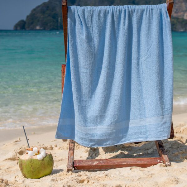 Budget Pool Towels